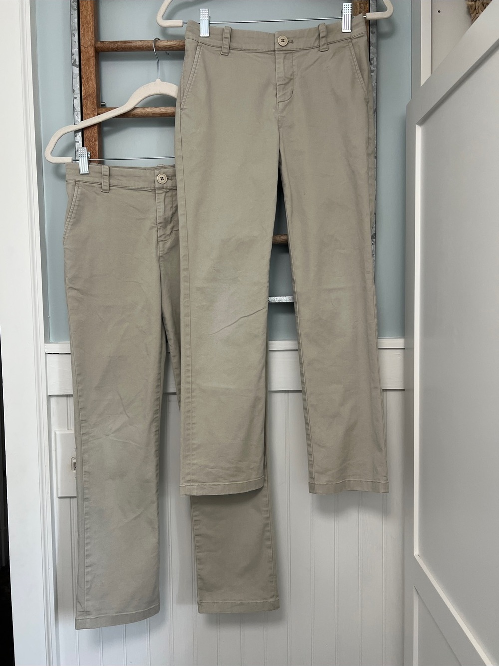 Boys, Under Armour khaki uniform pants a lot of two size 12